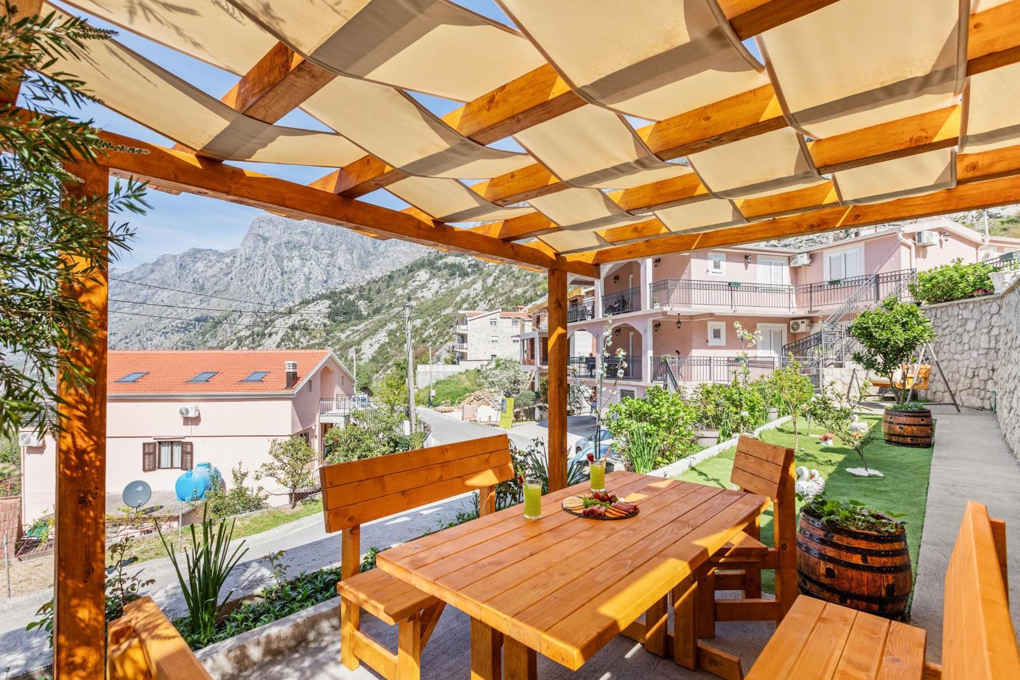 Apartment Petar 1 Kotor Exterior photo